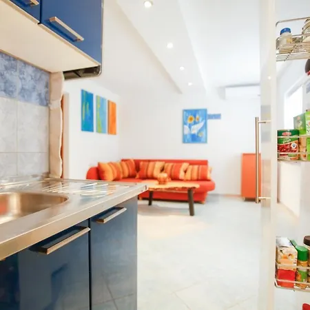 16590b Apartment *